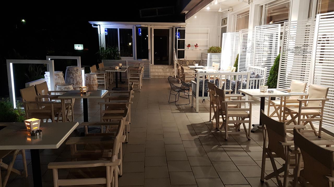 Athina Resort Aszproválta Kültér fotó