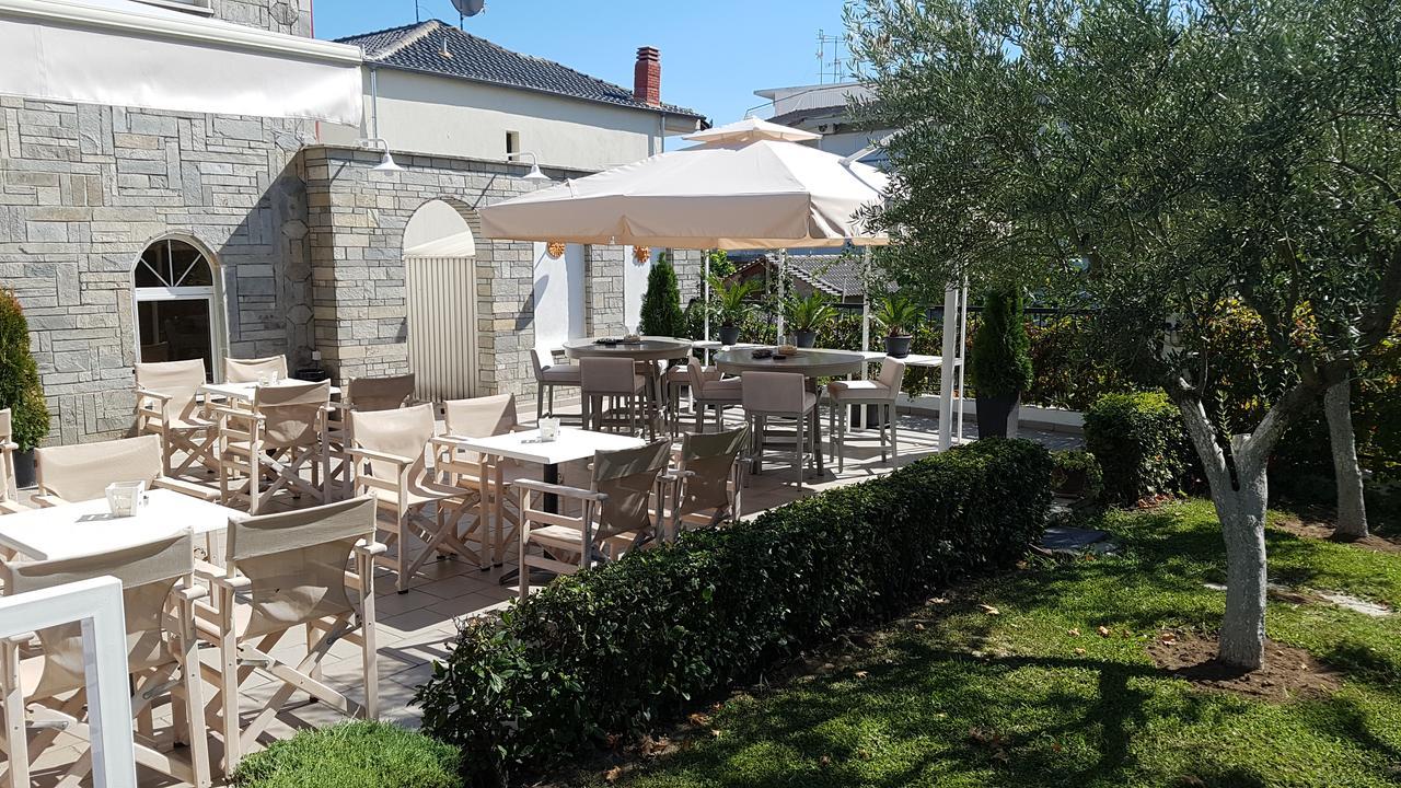Athina Resort Aszproválta Kültér fotó
