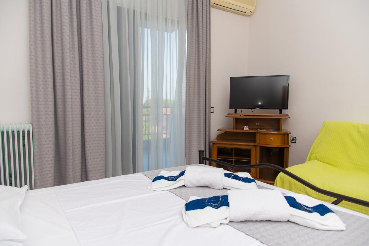 Athina Resort Aszproválta Kültér fotó