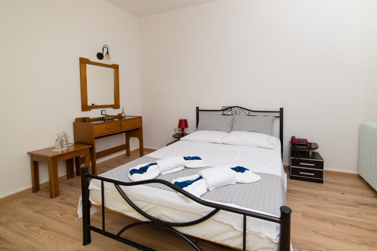 Athina Resort Aszproválta Kültér fotó