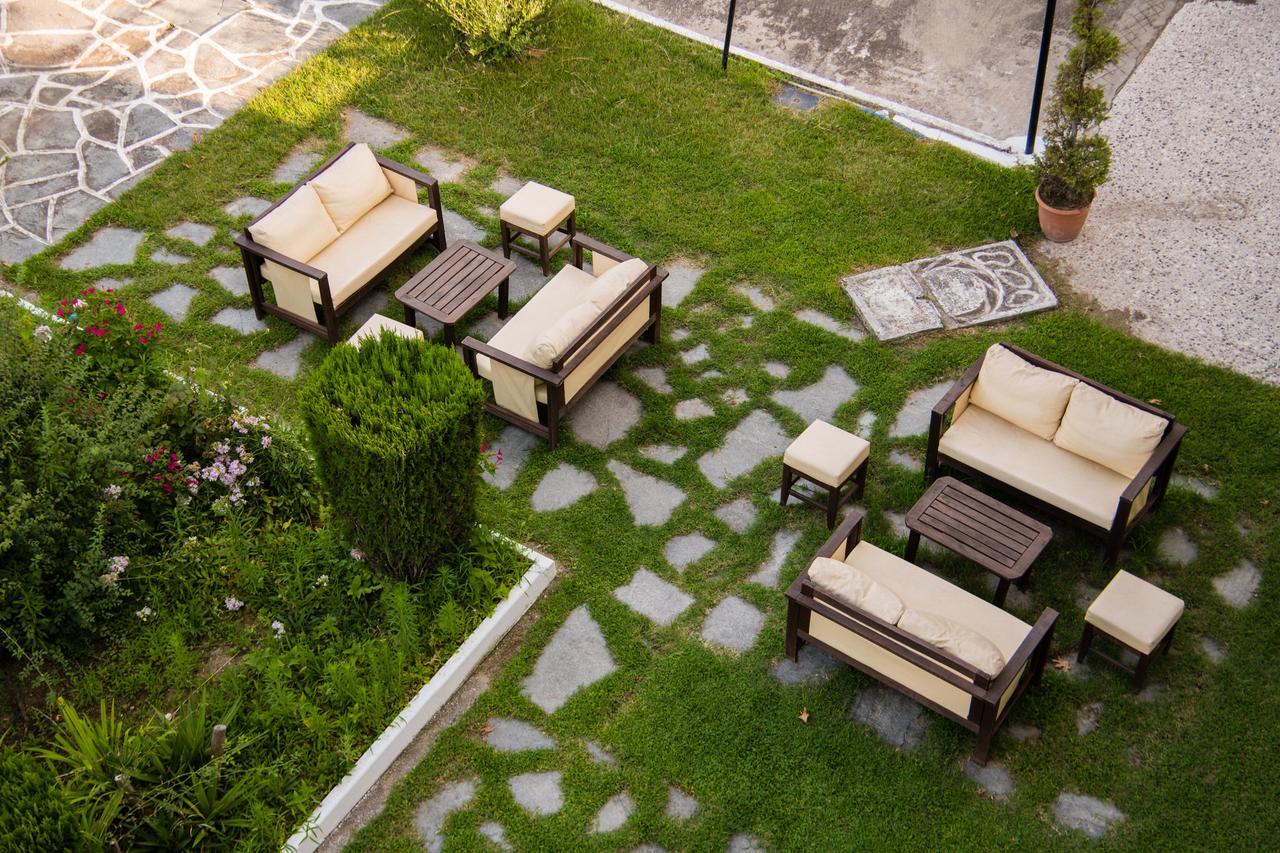 Athina Resort Aszproválta Kültér fotó